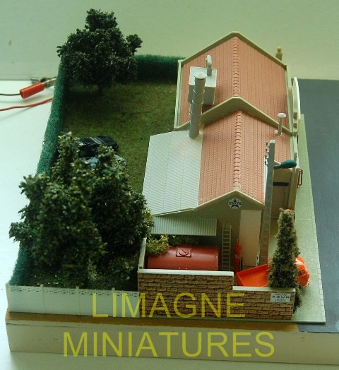 MKD2020 / 2020 MAQUETTE A MONTER VILLA AVEC GARAGE